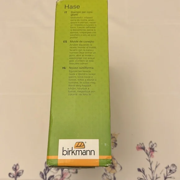 Birkmann Easter Bunny Cake Mold NWT - Picture 2 of 7